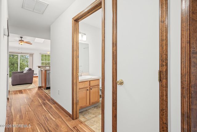 40 Pebble Beach Lane, Little Egg Harbor, NJ 08087