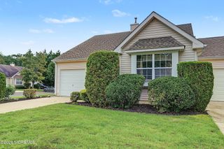 40 Pebble Beach Lane, Little Egg Harbor, NJ 08087