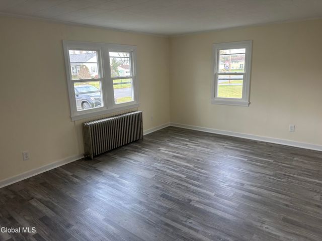 100 Clizbe Avenue, Amsterdam, NY 12010