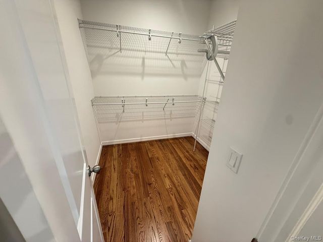8 Gail Grace Court, Copiague, NY 11726