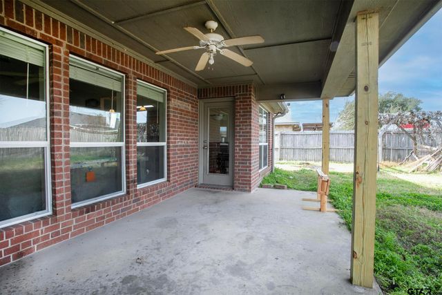 20291 Bluegrass Cir, Flint, TX 75762