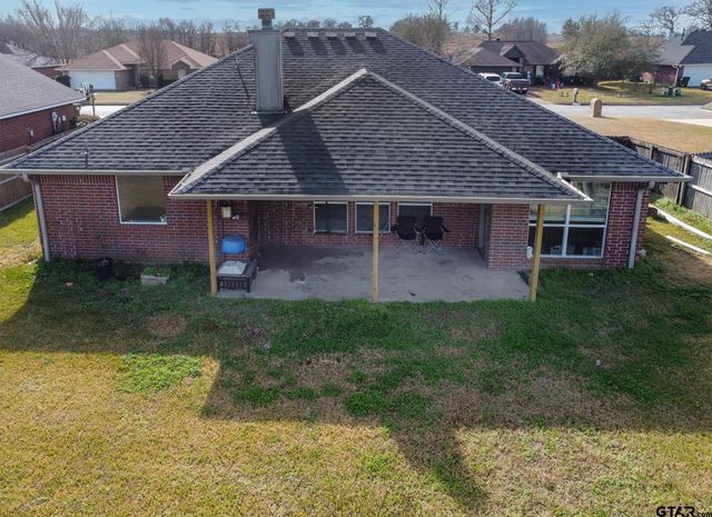 20291 Bluegrass Cir, Flint, TX 75762