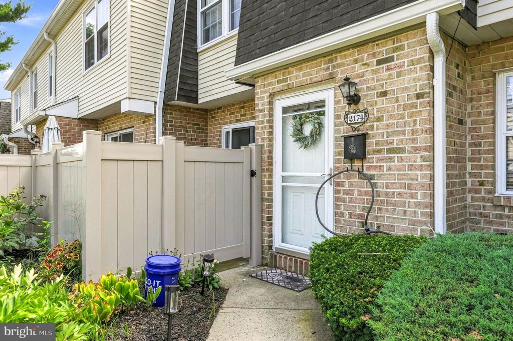 2174 HARBOUR DR #BUILDING 34, PALMYRA, NJ 08065 — exterior