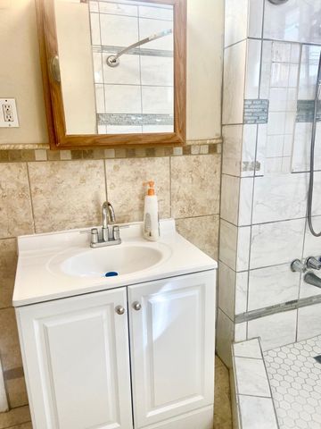 24386 Thomas Ave, Hayward, CA 94544