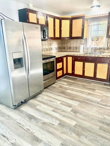 24386 Thomas Ave, Hayward, CA 94544