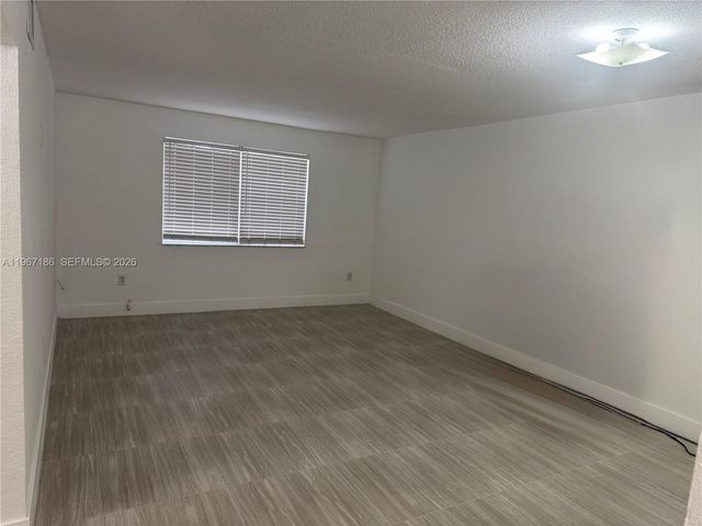 17255 SW 95th Ave 211, Palmetto Bay, FL 33157