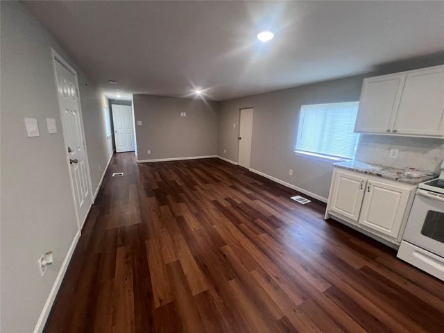 41517 S Brenda Lane A, Magnolia, TX 77354