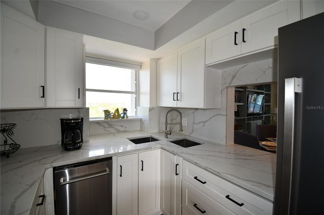 1770 BENJAMIN FRANKLIN DRIVE 507, Sarasota, FL 34236