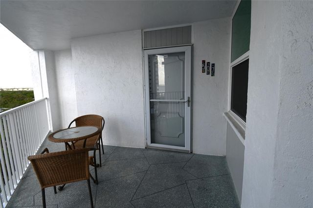 1770 BENJAMIN FRANKLIN DRIVE 507, Sarasota, FL 34236