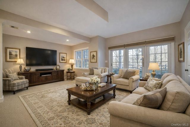 25 Augusta Drive, Cortlandt Manor, NY 10567