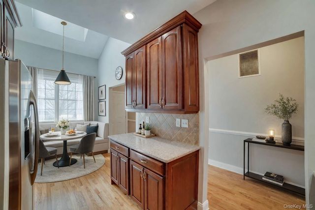 25 Augusta Drive, Cortlandt Manor, NY 10567