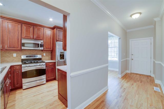 25 Augusta Drive, Cortlandt Manor, NY 10567