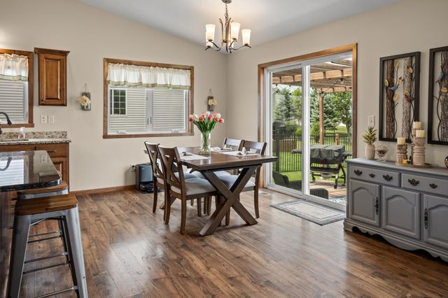 3712 11th Avenue S, Moorhead, MN 56560