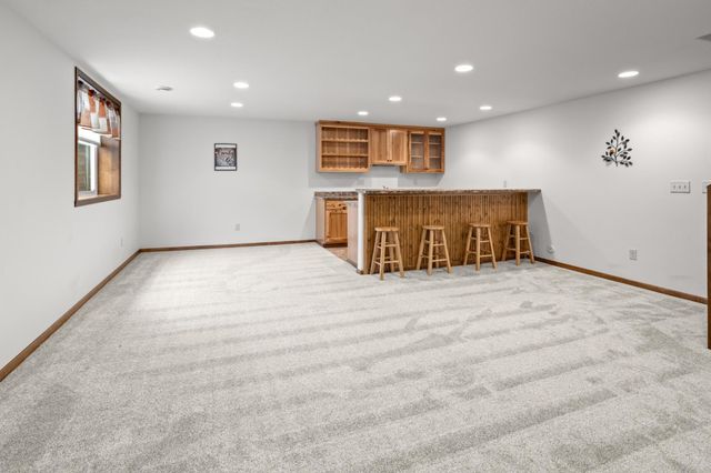 3712 11th Avenue S, Moorhead, MN 56560