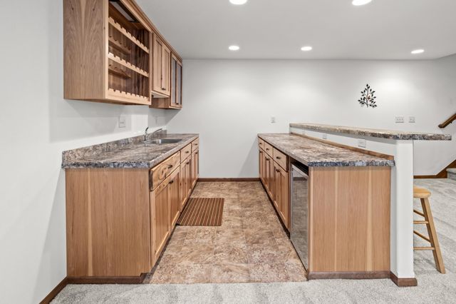 3712 11th Avenue S, Moorhead, MN 56560