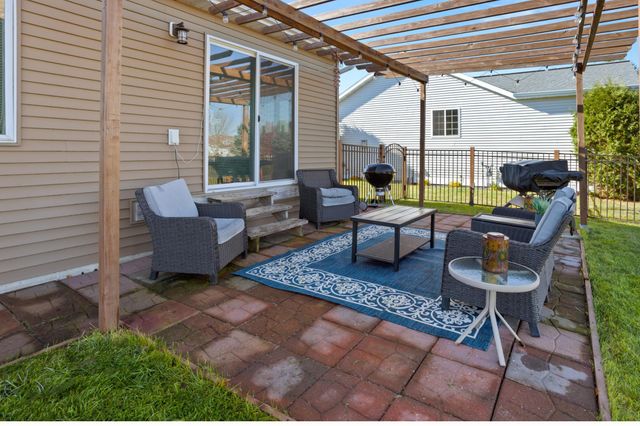 3712 11th Avenue S, Moorhead, MN 56560