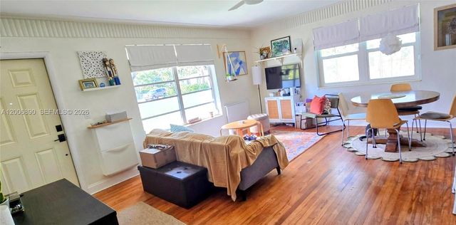 1135 NE 133rd St, North Miami, FL 33161