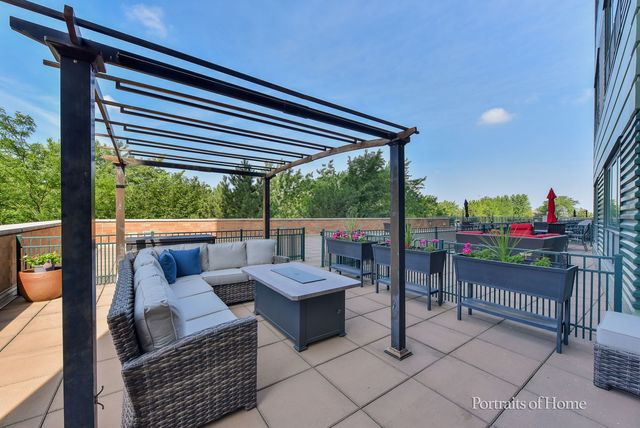 6420 Double Eagle Drive 314, Woodridge, IL 60517