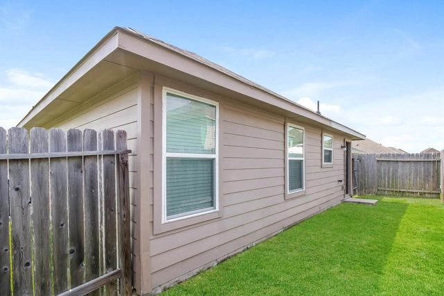 13206 Withee Path Lane, Houston, TX 77048