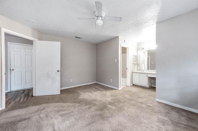 4918 Quailgate Drive, Spring, TX 77373