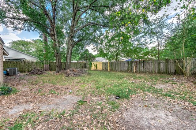 4918 Quailgate Drive, Spring, TX 77373