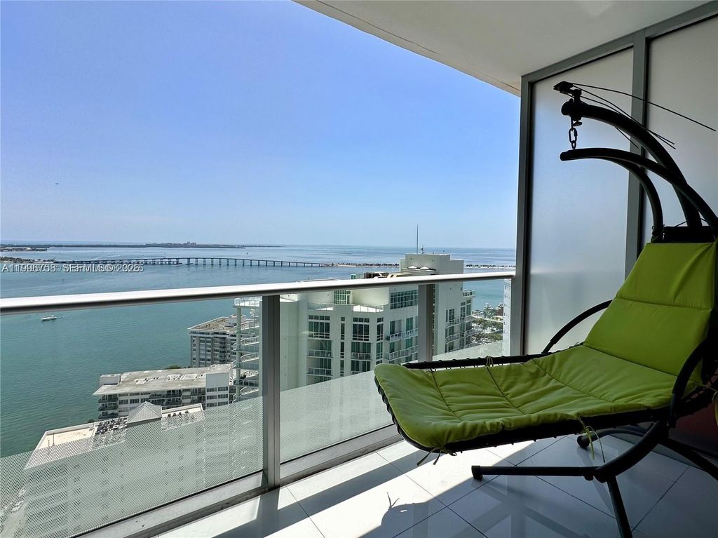 1300 Brickell Bay Drive 3206, Miami, FL 33131