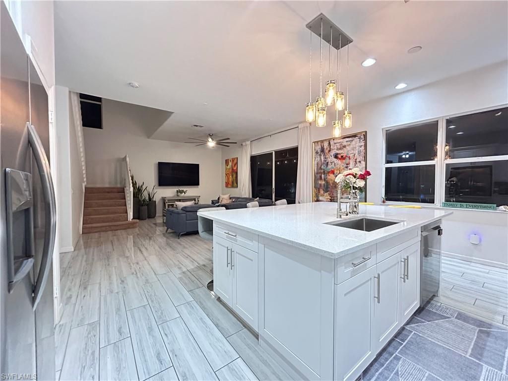 Image 10 of property listing at 2675 Blue Cypress Lake CT, Cape Coral, FL 33909