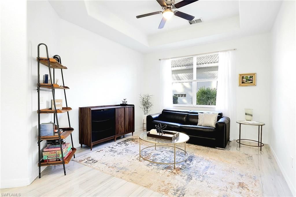 Image 16 of property listing at 2675 Blue Cypress Lake CT, Cape Coral, FL 33909