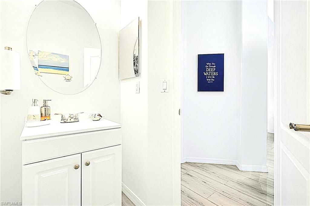 Image 17 of property listing at 2675 Blue Cypress Lake CT, Cape Coral, FL 33909