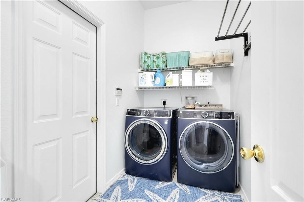 Image 29 of property listing at 2675 Blue Cypress Lake CT, Cape Coral, FL 33909