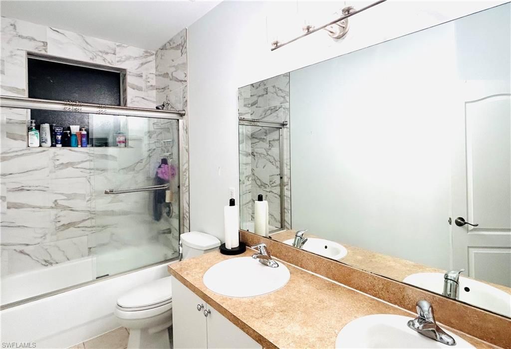 Image 42 of property listing at 2675 Blue Cypress Lake CT, Cape Coral, FL 33909