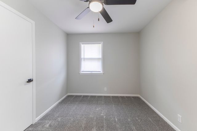 3137 AVENUE H, Council Bluffs, IA 51501
