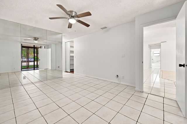 2662 Carambola Circle N, Coconut Creek, FL 33066