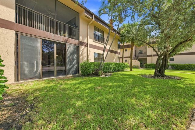 2662 Carambola Circle N, Coconut Creek, FL 33066