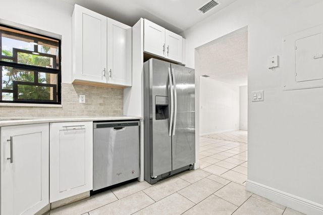 2662 Carambola Circle N, Coconut Creek, FL 33066