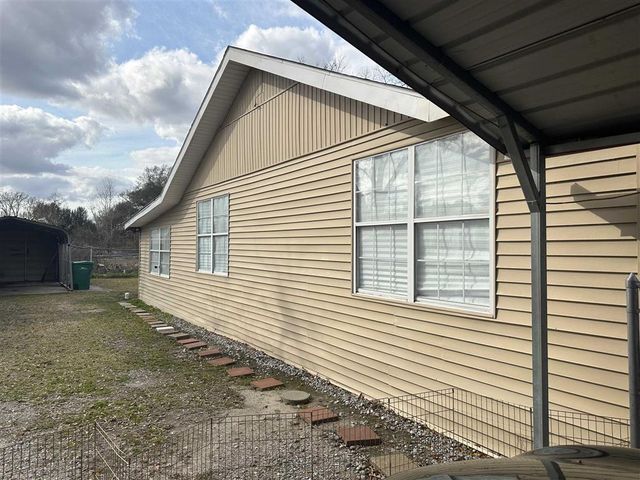 551 N Crocker Street, Sulphur, LA 70663