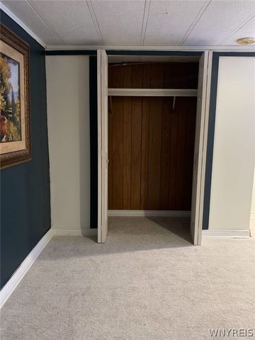 6 Highridge, Hamburg, NY 14075