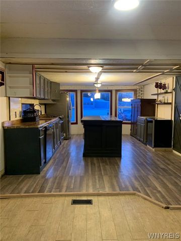 6 Highridge, Hamburg, NY 14075