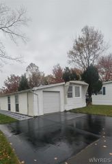 6 Highridge, Hamburg, NY 14075