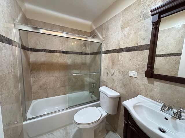 4342 N Kedvale Avenue 2A, Chicago, IL 60641