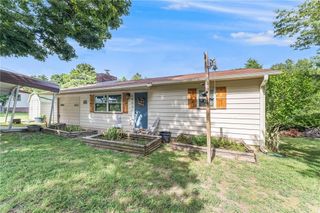 19038 Pinecrest Lane, Rogers, AR 72756