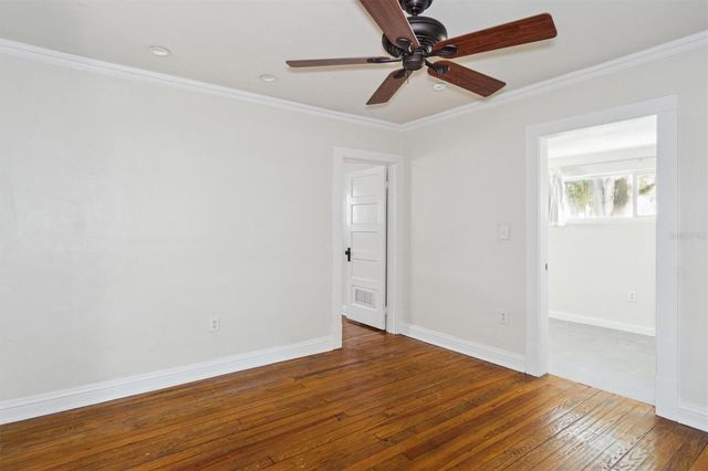 2114 NW 7TH TERRACE, Gainesville, FL 32609