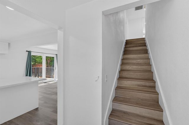 5024 Kenneth Ave, Fair Oaks, CA 95628