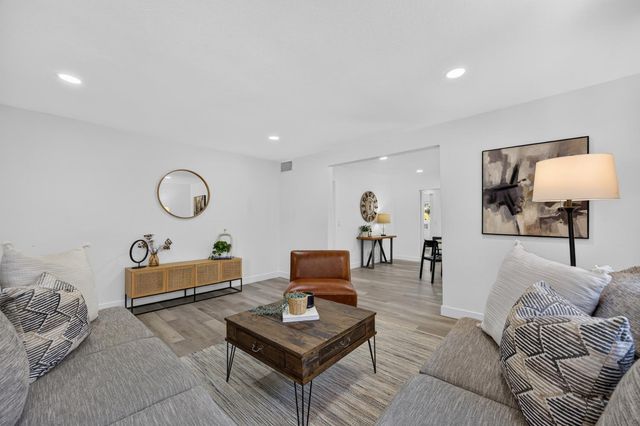 5024 Kenneth Ave, Fair Oaks, CA 95628