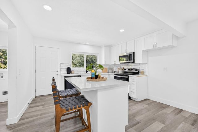 5024 Kenneth Ave, Fair Oaks, CA 95628
