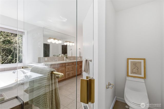 5107 218th Avenue NE, Redmond, WA 98053