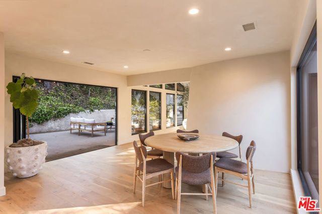 2419 Westridge Road, Los Angeles, CA 90049