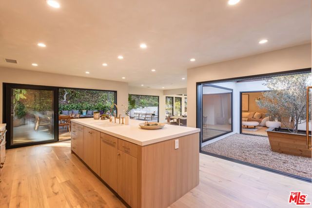 2419 Westridge Road, Los Angeles, CA 90049