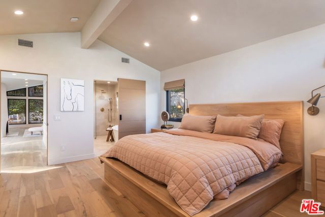 2419 Westridge Road, Los Angeles, CA 90049