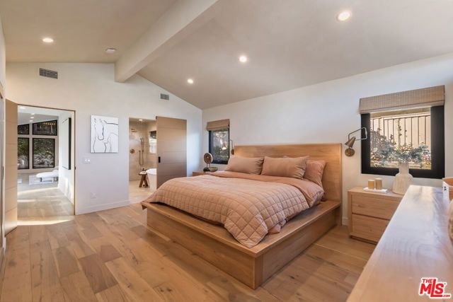 2419 Westridge Road, Los Angeles, CA 90049